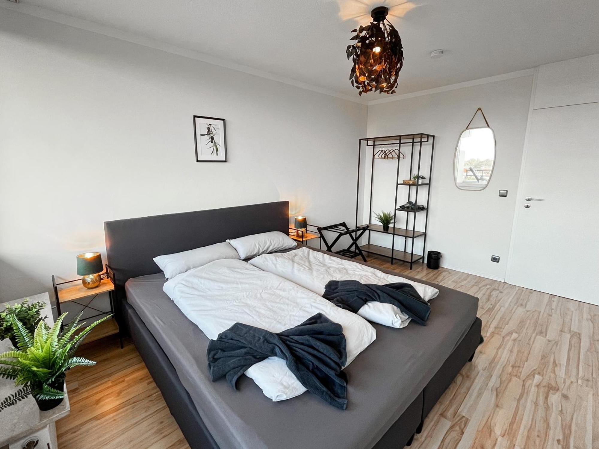 Lta Apartment In Unterschleissheim Bei Muenchen Bagian luar foto